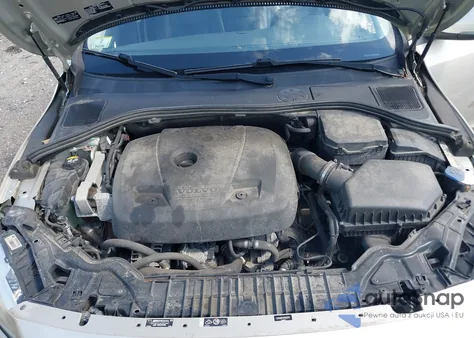 2017 Volvo V60 T5 Premier from USA, damaged, VIN YV140MEKXH1332451